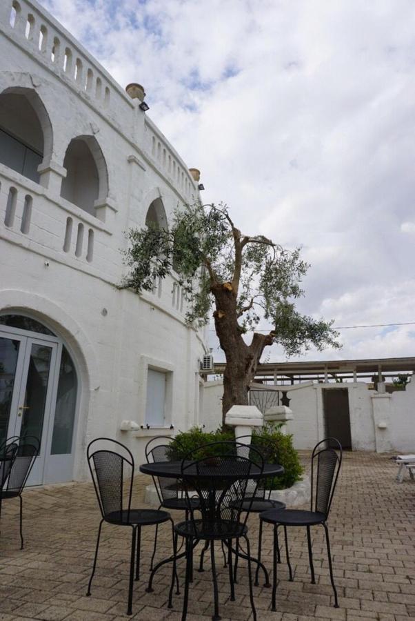 Hotel Nicolaj Полиньяно-а-Маре Экстерьер фото
