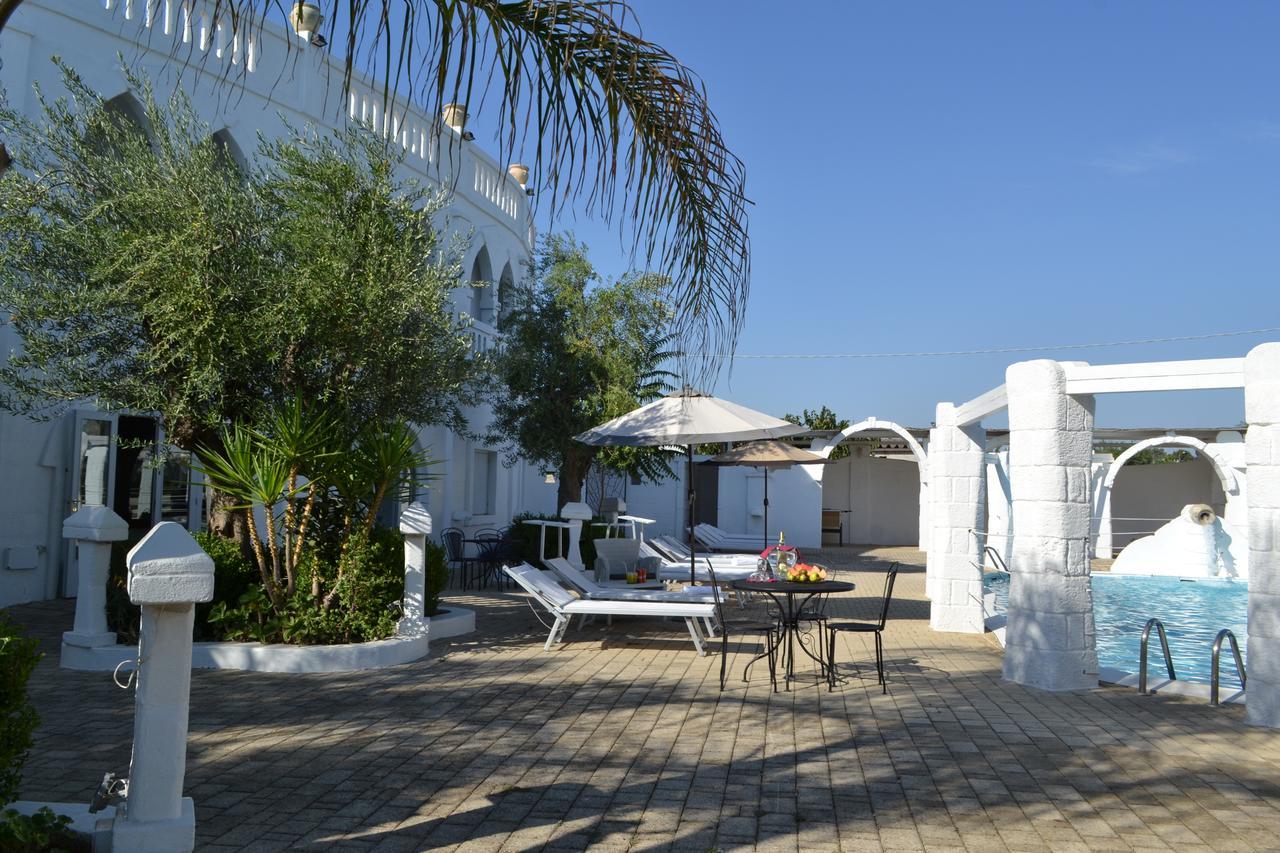 Hotel Nicolaj Полиньяно-а-Маре Экстерьер фото